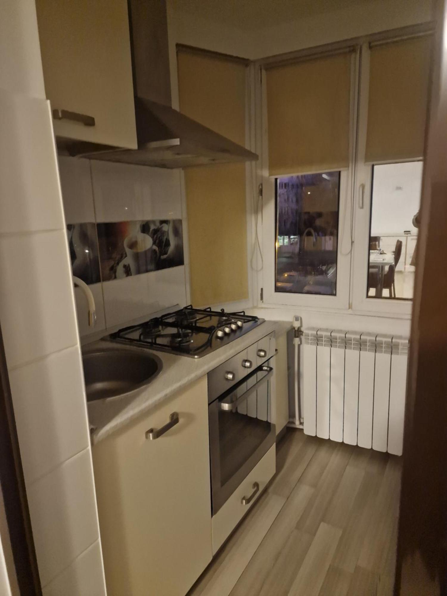 2 Bedrooms Apartment. Galaţi Exterior foto